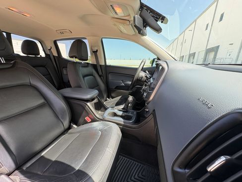 Used 2018 Chevrolet Colorado Z71 RWD image 33
