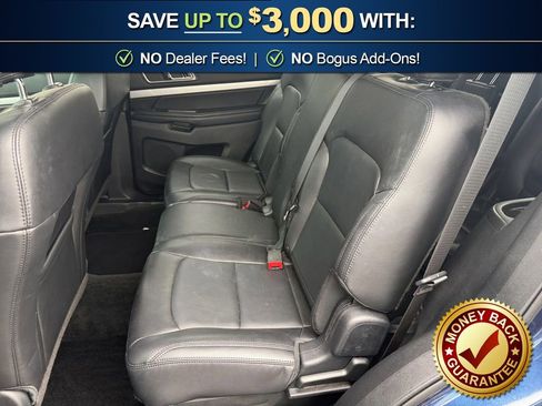 Used 2017 Ford Explorer XLT w/ Equipment Group 202A FWD image 21