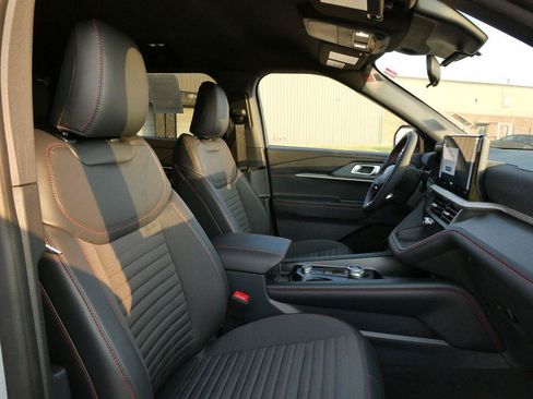 New 2027 Ford Explorer ST-Line AWD/4WD image 10