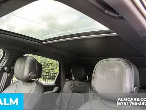 Used 2024 Porsche Cayenne S image 22
