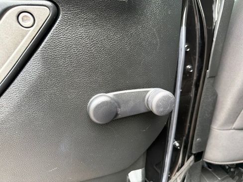 Used 2018 Jeep Wrangler Unlimited Sport AWD/4WD image 27