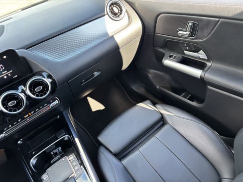 Used 2023 Mercedes-Benz GLA 250 GLA 250 w/ Premium Package image 15