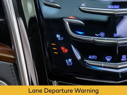 Used 2020 Cadillac Escalade ESV Luxury image 29