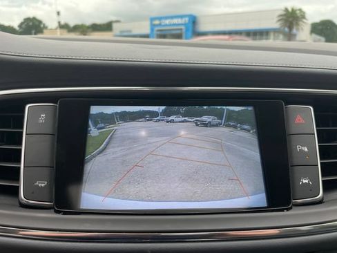 Used 2018 Buick Enclave Premium w/ Trailering Package FWD image 24