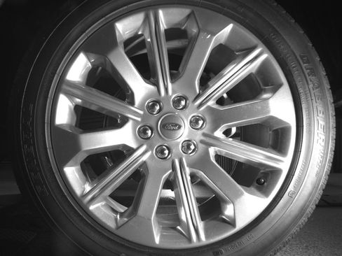 Used 2023 Ford F150 Limited AWD/4WD image 30