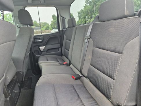 Used 2018 Chevrolet Silverado 1500 LT AWD/4WD image 39