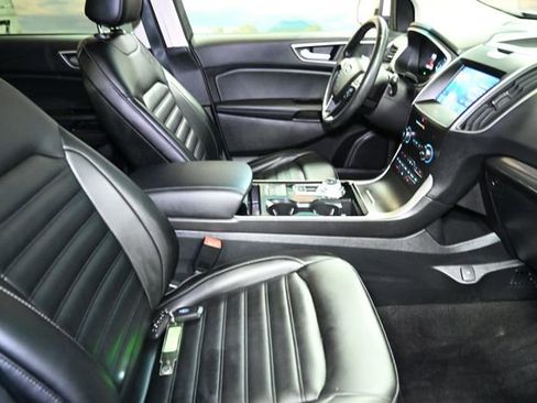Used 2020 Ford Edge SEL w/ Convenience Package image 47