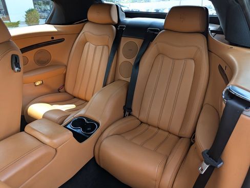Used 2011 Maserati GranTurismo Convertible RWD image 34