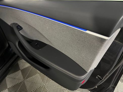 Used 2025 Tesla Model 3 Long Range image 36