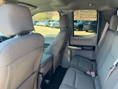 Used 2018 Ford F150 XLT w/ Equipment Group 302A Luxury AWD/4WD image 19