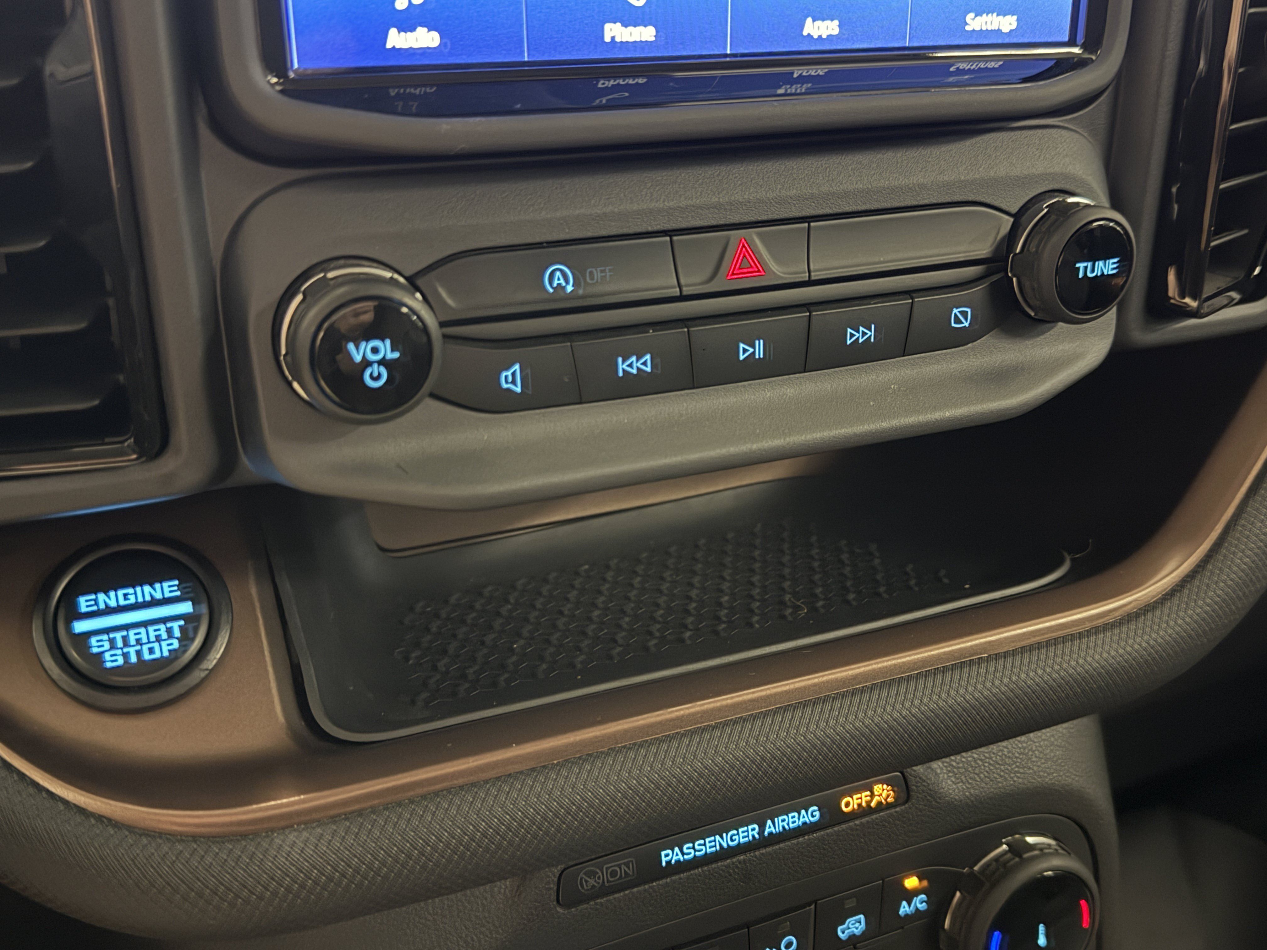 Used 2022 Ford Bronco Sport Outer Banks w/ Tech Package AWD/4WD image 11