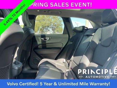 Certified 2024 Volvo XC60 B5 Plus AWD/4WD image 34