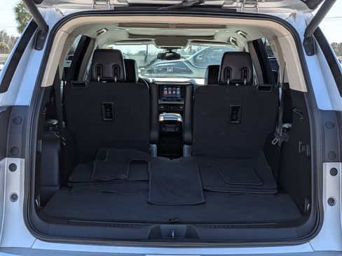 Used 2017 GMC Acadia Denali w/ Technology Package image 28