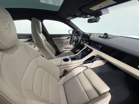 Certified 2022 Porsche Taycan RWD image 43