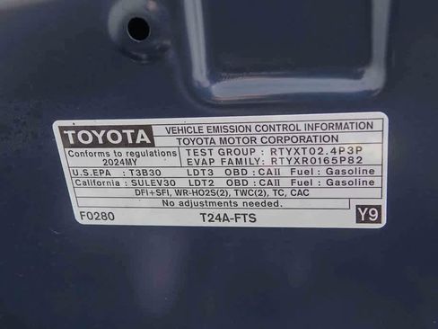 Used 2024 Toyota Grand Highlander XLE image 28