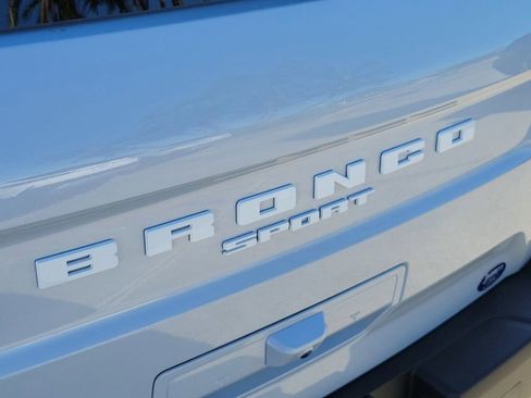 New 2026 Ford Bronco Sport Outer Banks w/ Outer Banks Tech Package+ AWD/4WD image 9