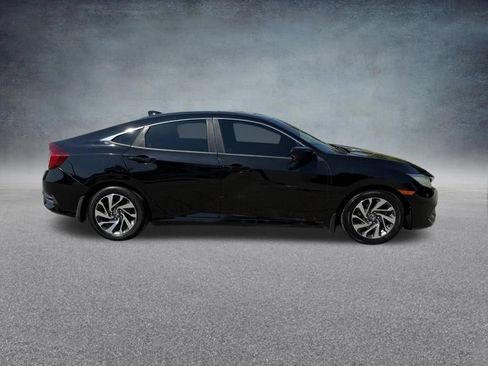 Used 2018 Honda Civic EX image 5