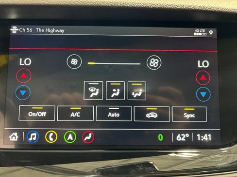 Used 2023 Buick Envision Avenir AWD/4WD image 22
