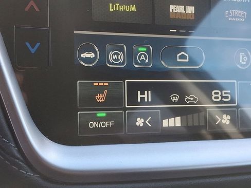 Used 2024 Subaru Outback Premium w/ Popular Package #1A image 22