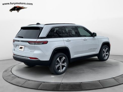 New 2026 Jeep Grand Cherokee Limited AWD/4WD image 3