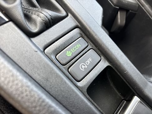 Certified 2023 Honda Accord LX image 27