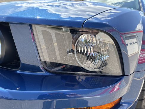 Used 2008 Ford Mustang GT RWD image 9