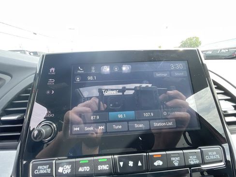 Used 2024 Honda Odyssey Sport image 13