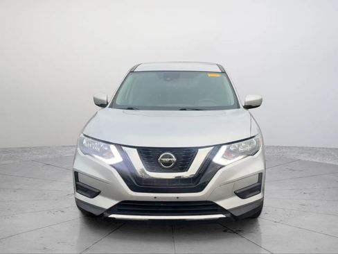 Used 2020 Nissan Rogue S FWD image 8
