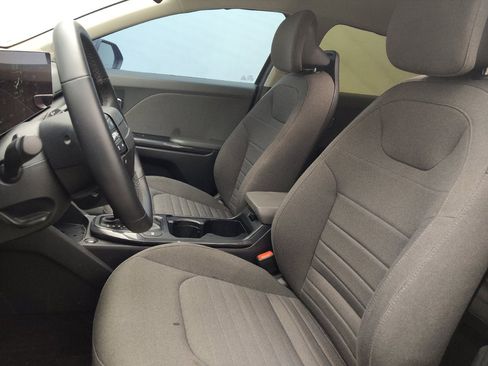 Used 2025 Kia K4 EX FWD image 17