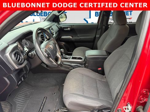 Used 2016 Toyota Tacoma TRD Sport RWD image 11