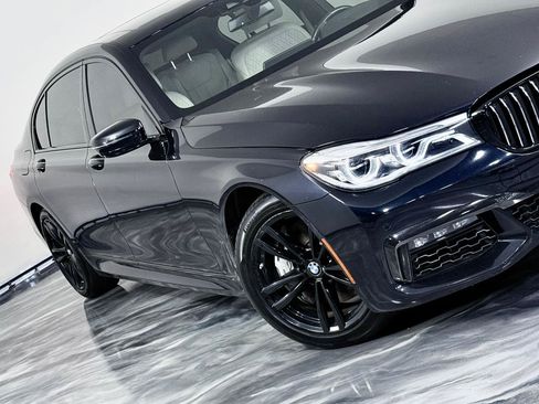 Used 2019 BMW 750i xDrive w/ M Sport Package AWD/4WD image 4