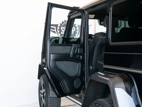 Used 2017 Mercedes-Benz G 550 Squared image 93