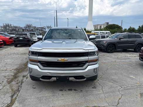 Used 2017 Chevrolet Silverado 1500 LT w/ All Star Edition AWD/4WD image 2