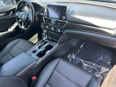 Used 2020 Honda Accord Sport image 8