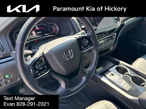 Used 2024 Honda Passport Black Edition image 22