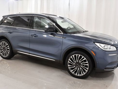 Used 2022 Lincoln Corsair Reserve w/ Equipment Group 201A AWD/4WD image 5