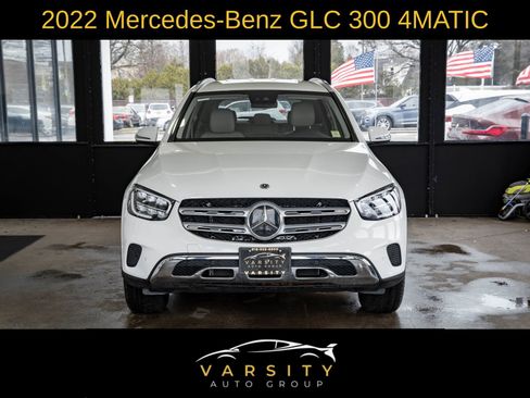 Used 2022 Mercedes-Benz GLC 300 4MATIC w/ Premium Package Lite image 2