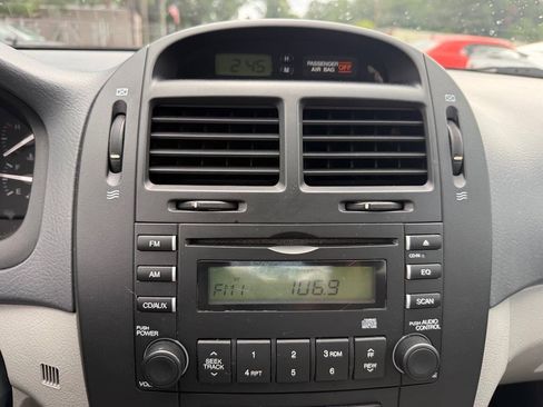 Used 2009 Kia Spectra EX FWD image 19
