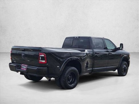 Used 2020 RAM 3500 Laramie AWD/4WD image 5