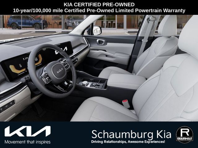 Certified 2025 Kia Sorento EX AWD/4WD image 17