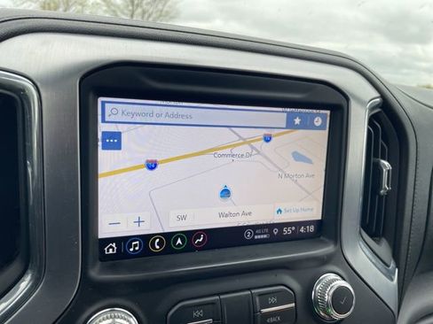 Used 2021 GMC Sierra 2500 SLT w/ SLT Premium Package image 9