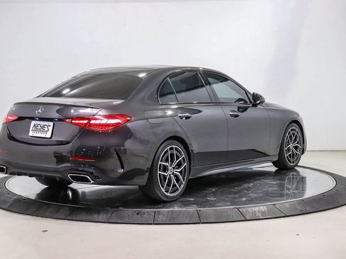 Used 2023 Mercedes-Benz C 300 Sedan image 4