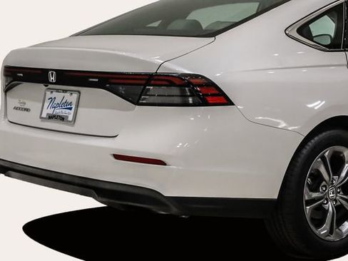 Used 2024 Honda Accord EX image 6