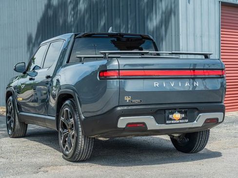 Used 2022 Rivian R1T Launch Edition image 4