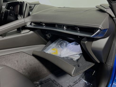 Used 2026 Chevrolet Corvette Stingray image 33