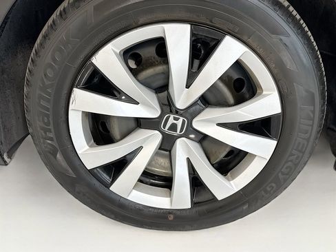 Certified 2025 Honda Civic LX image 30