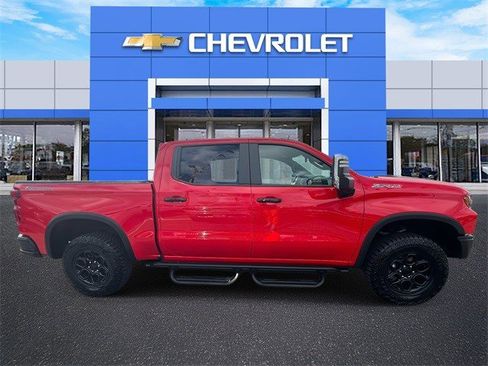 Certified 2024 Chevrolet Silverado 1500 ZR2 w/ ZR2 Bison Edition image 4