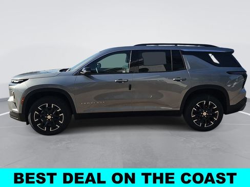 New 2026 Chevrolet Traverse LT w/ Sun and Wheel Package FWD image 6