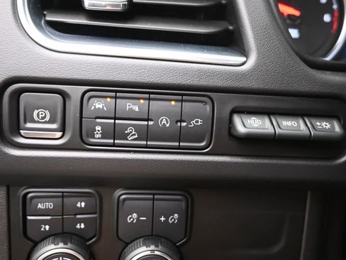 Used 2021 Chevrolet Tahoe High Country image 22