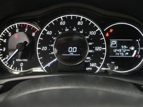 Used 2016 Nissan Versa Note SV image 11